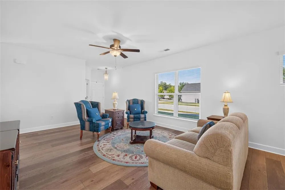 5939 Rollingwood Way Hoschton, GA 30548