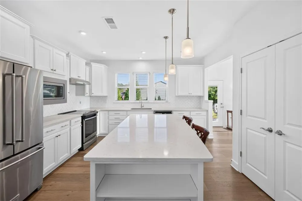 5939 Rollingwood Way Hoschton, GA 30548