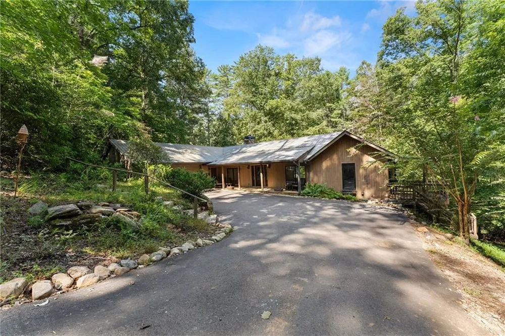 287 Blue Gate Lane Dahlonega, GA 30533