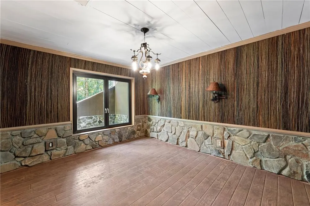 287 Blue Gate Lane Dahlonega, GA 30533