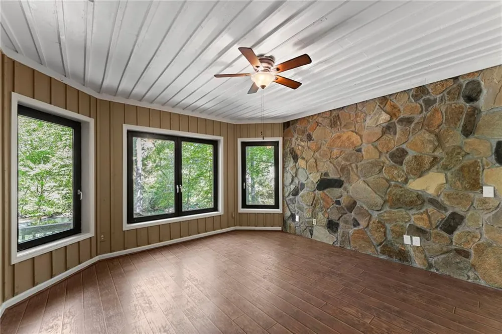 287 Blue Gate Lane Dahlonega, GA 30533