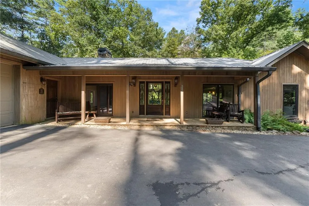 287 Blue Gate Lane Dahlonega, GA 30533