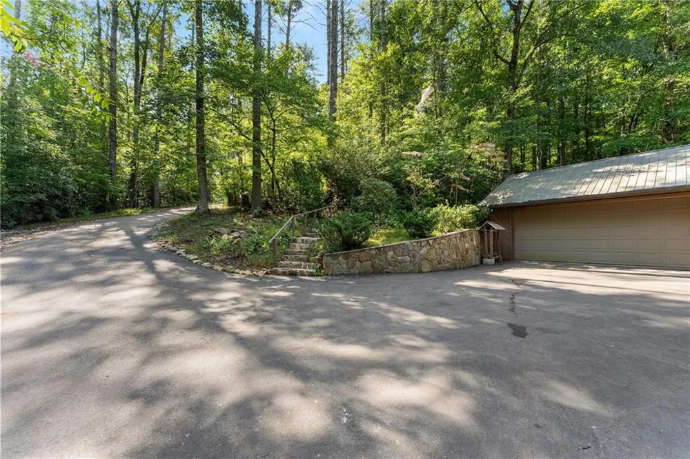 287 Blue Gate Lane Dahlonega, GA 30533