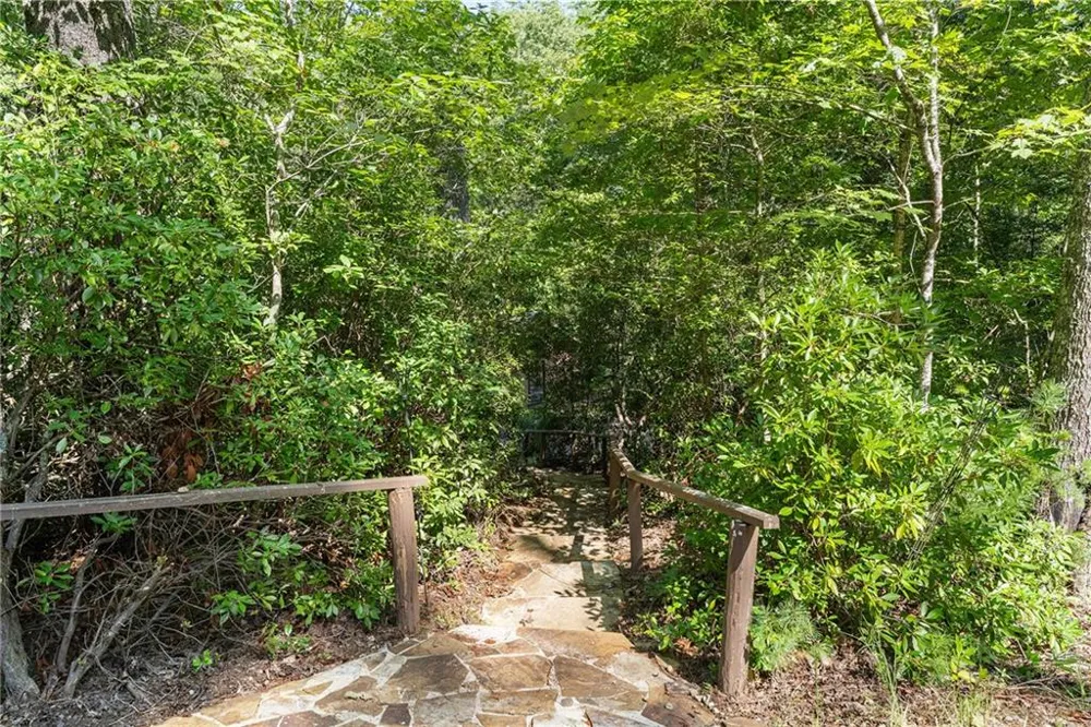 287 Blue Gate Lane Dahlonega, GA 30533