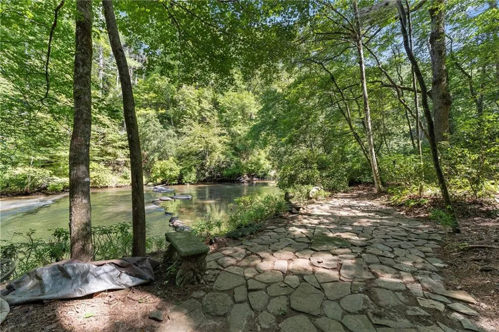 287 Blue Gate Lane Dahlonega, GA 30533