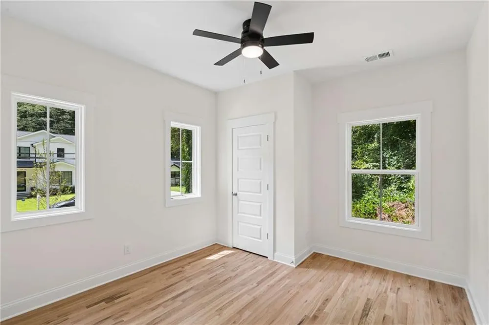 544 Westmeath Drive SW Atlanta, GA 30310