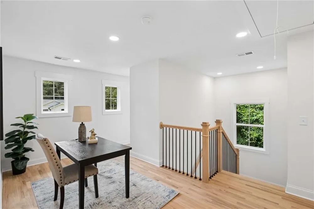 544 Westmeath Drive SW Atlanta, GA 30310