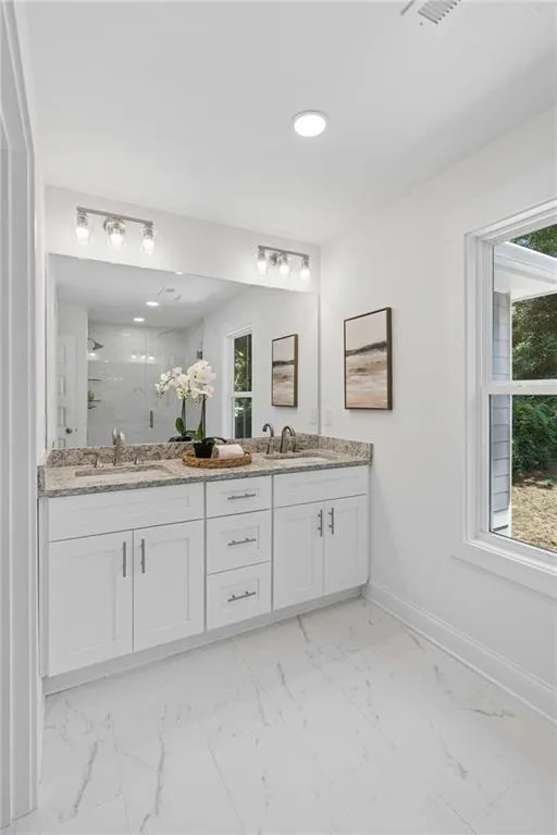 544 Westmeath Drive SW Atlanta, GA 30310