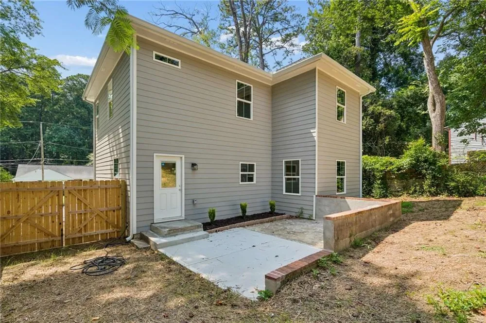544 Westmeath Drive SW Atlanta, GA 30310