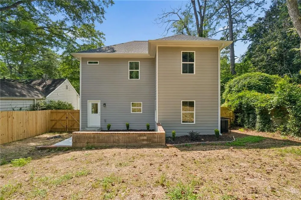 544 Westmeath Drive SW Atlanta, GA 30310