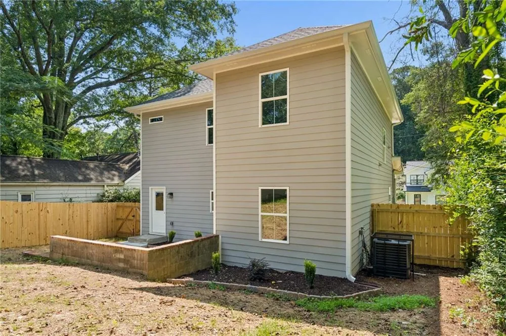 544 Westmeath Drive SW Atlanta, GA 30310