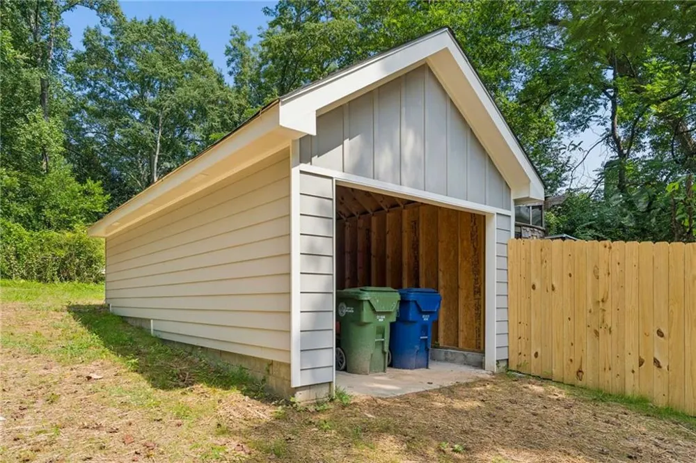 544 Westmeath Drive SW Atlanta, GA 30310