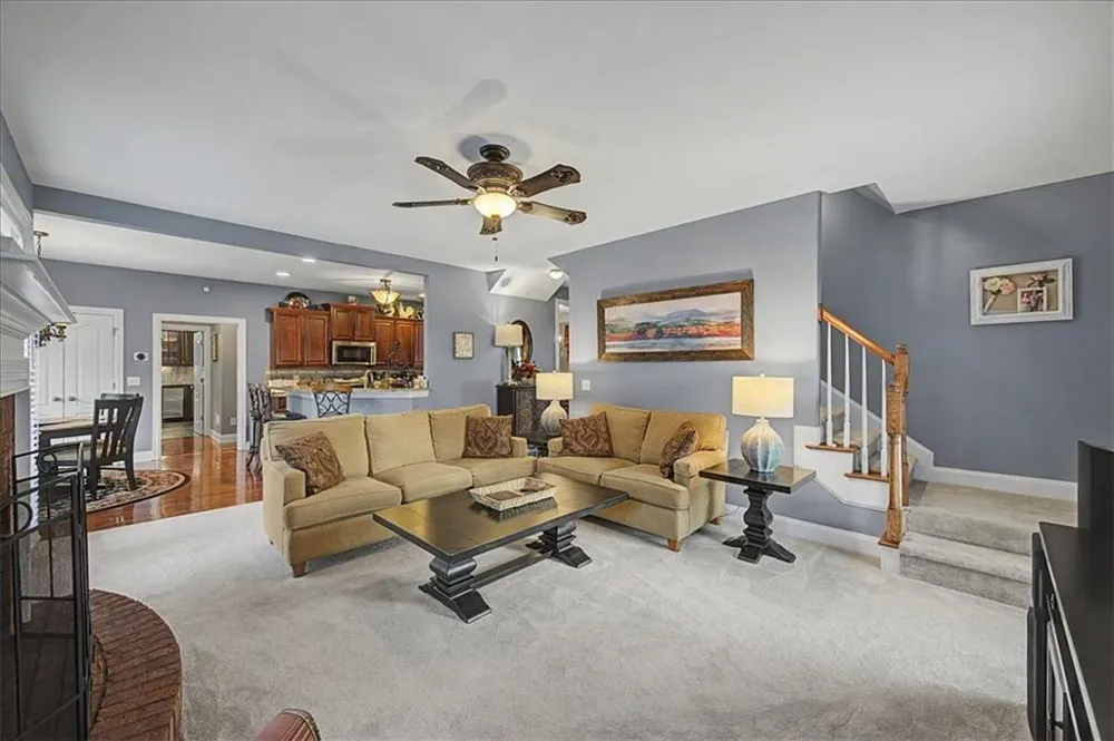 20 Lake Overlook Drive White, GA 30184