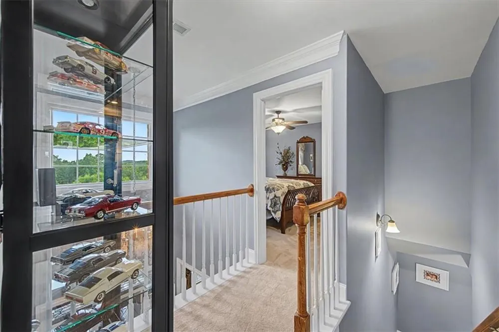 20 Lake Overlook Drive White, GA 30184