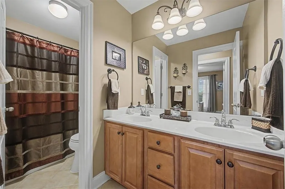 20 Lake Overlook Drive White, GA 30184
