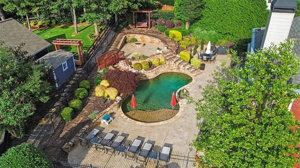 20 Lake Overlook Drive White, GA 30184