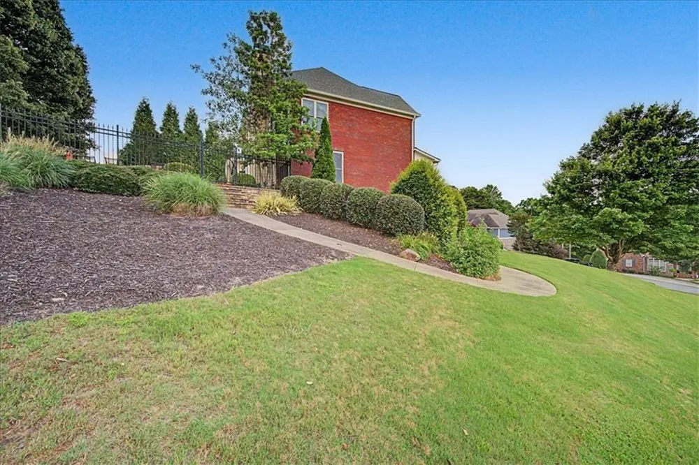 20 Lake Overlook Drive White, GA 30184