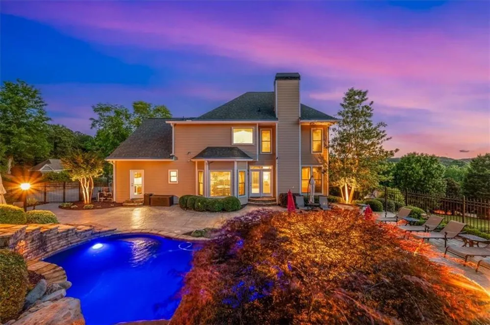 20 Lake Overlook Drive White, GA 30184