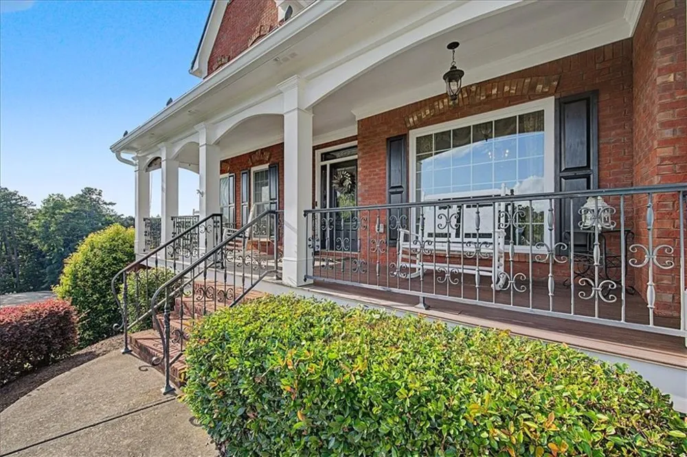 20 Lake Overlook Drive White, GA 30184