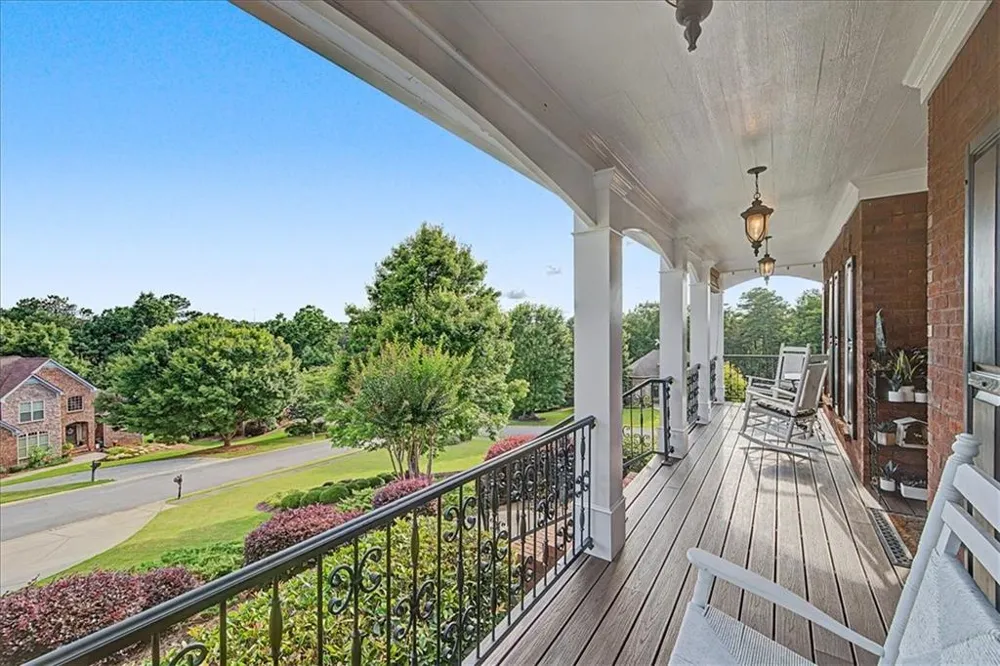 20 Lake Overlook Drive White, GA 30184