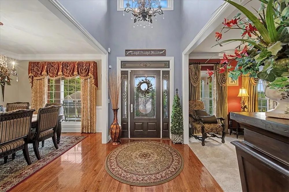 20 Lake Overlook Drive White, GA 30184