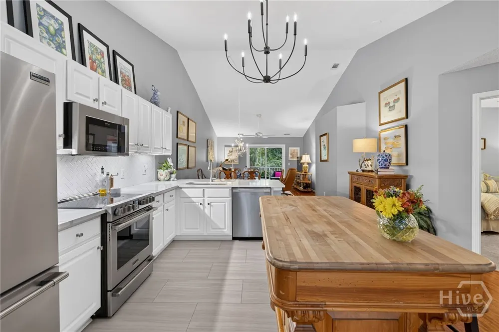 22 River Walk Drive #22 Savannah, GA 31410