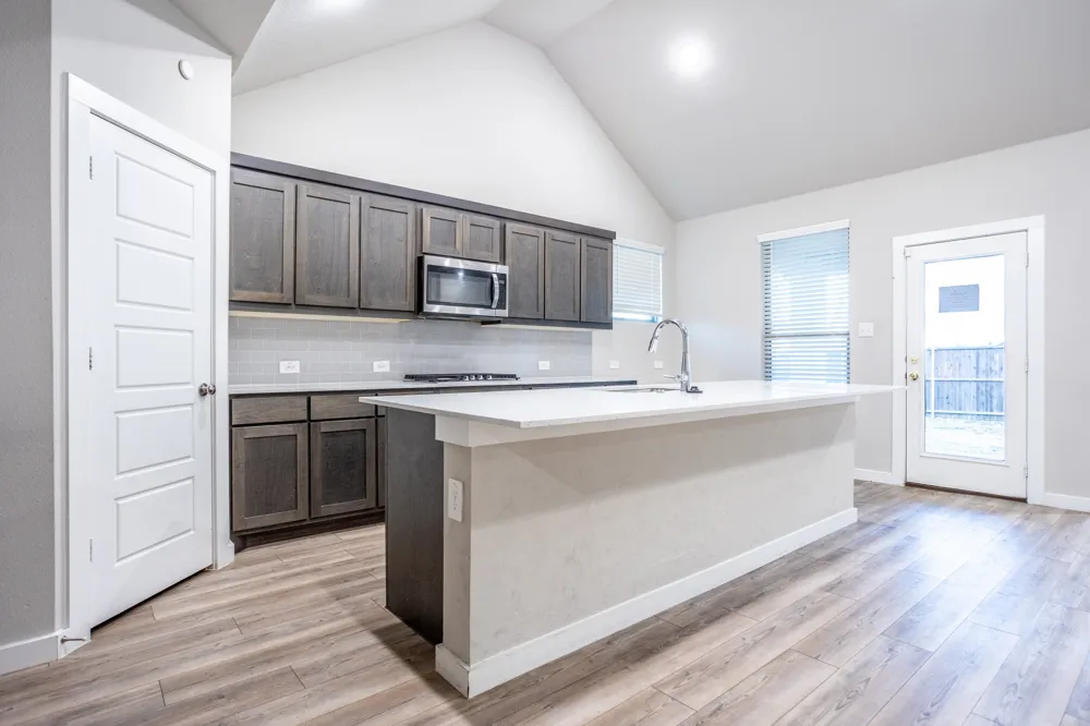 659 Bethpage Drive Red Oak, TX 75154
