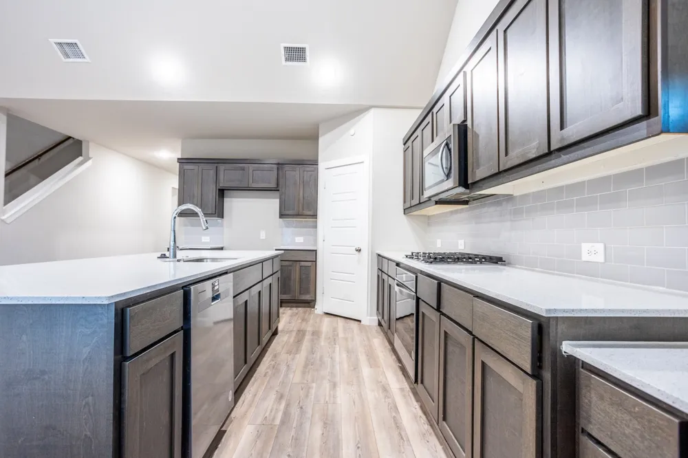 659 Bethpage Drive Red Oak, TX 75154