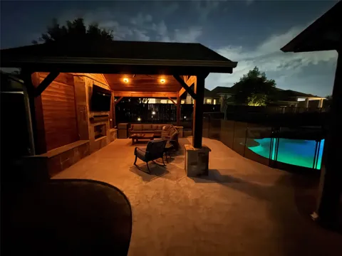 1100 Berrydale Drive