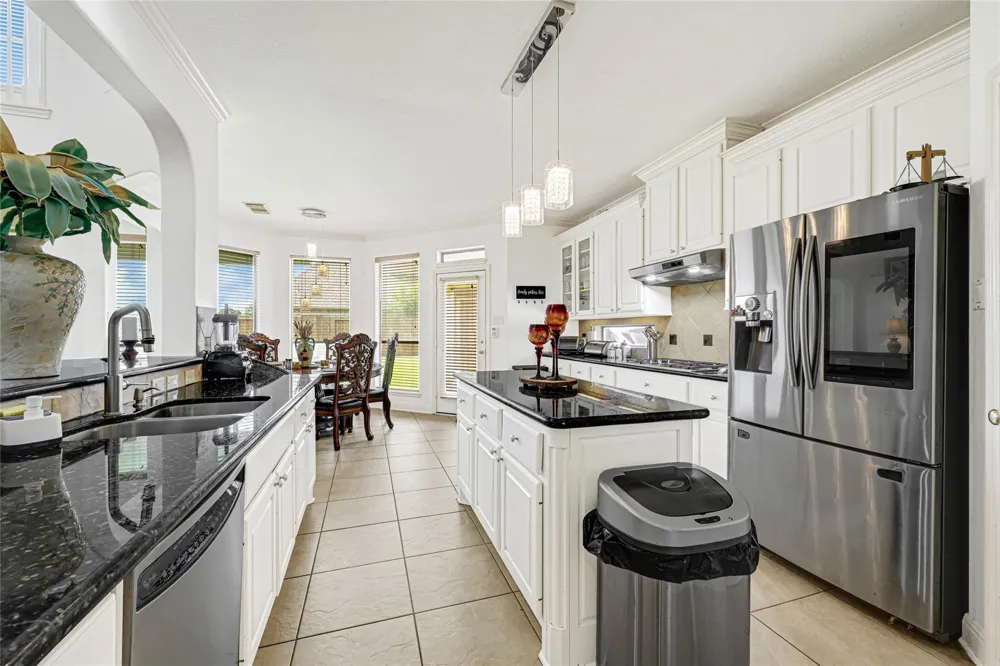 15103 Oldtown Bridge Court Sugar Land, TX 77498