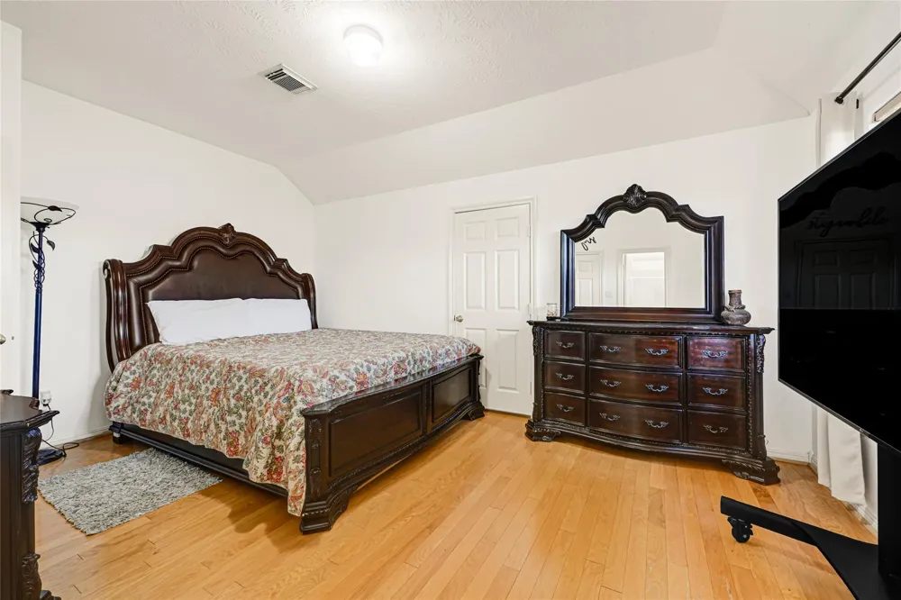 15103 Oldtown Bridge Court Sugar Land, TX 77498