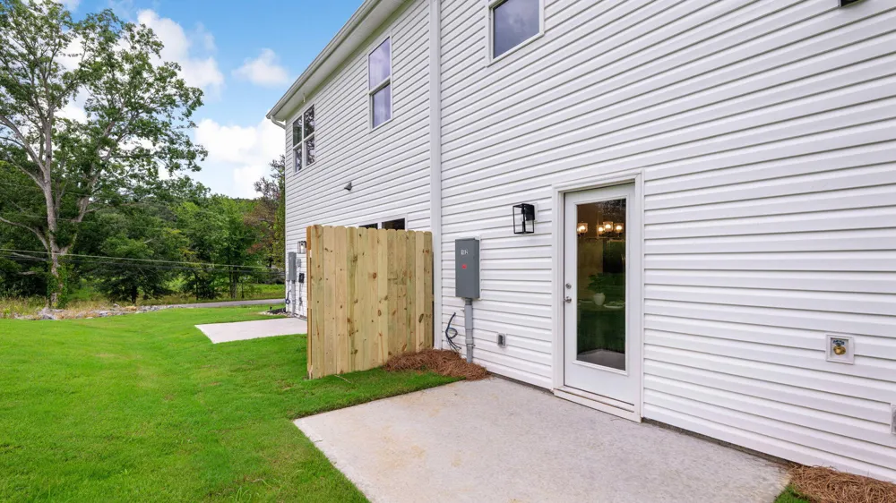 159 Graham Ave Calhoun, GA 30701