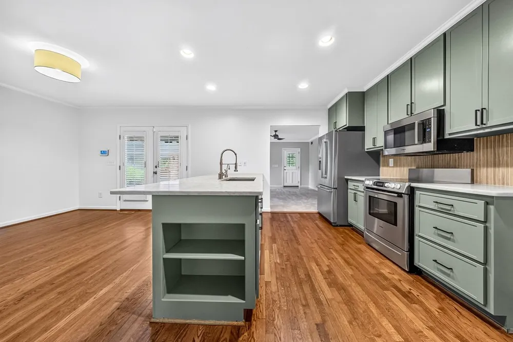 1615 Iris Drive Columbus, GA 31906