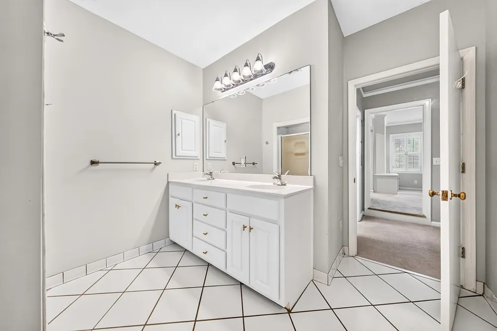 1615 Iris Drive Columbus, GA 31906