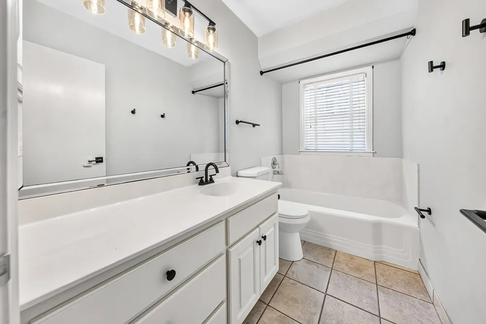 1615 Iris Drive Columbus, GA 31906