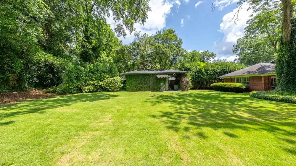 1615 Iris Drive Columbus, GA 31906