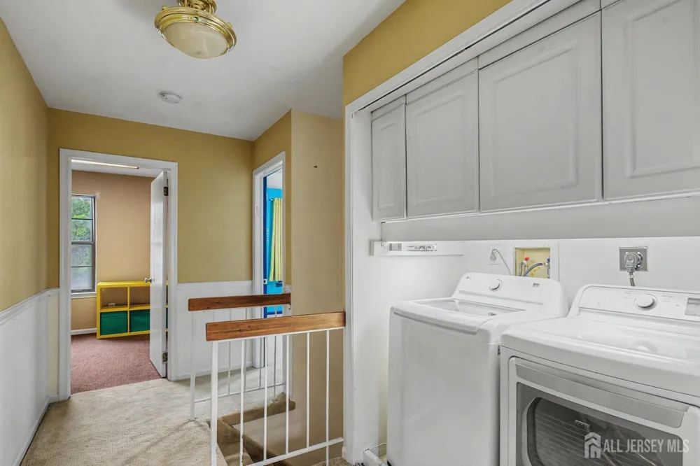 1901 Deerfield Drive Edison, NJ 08820
