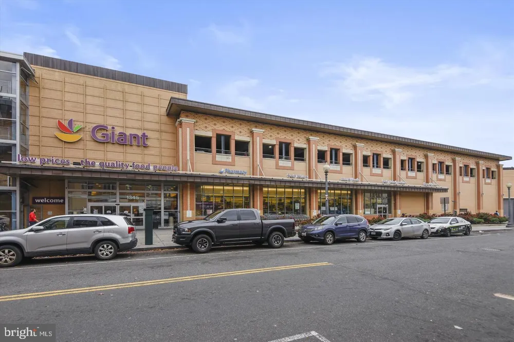 1495 NEWTON STREET NW #404 Washington, DC 20010