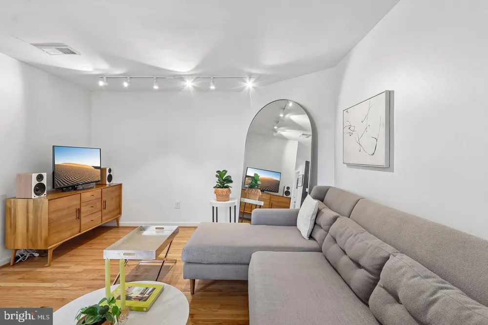 1495 NEWTON STREET NW #404 Washington, DC 20010