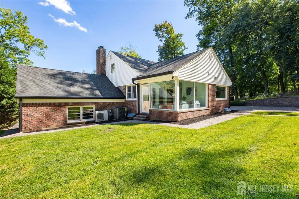 77 Gregory Avenue West Orange, NJ 07052