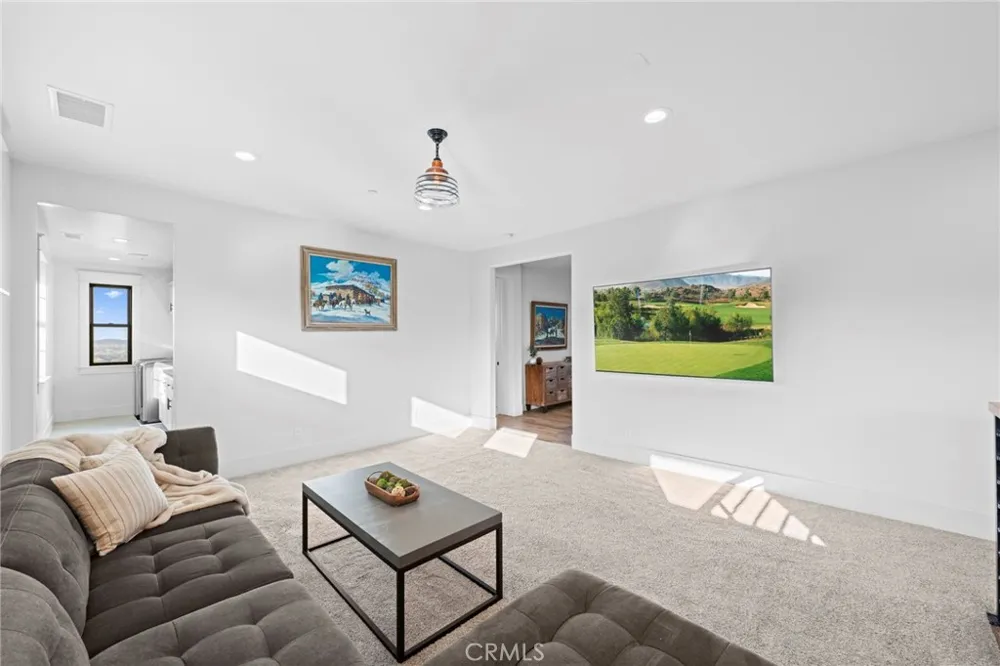 41950 Hacienda Dr Murrieta, CA 92562