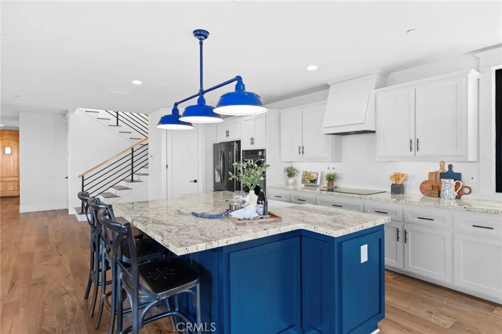 41950 Hacienda Dr Murrieta, CA 92562