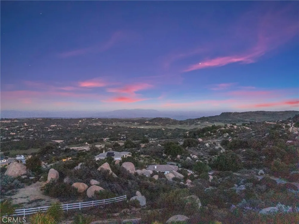 41950 Hacienda Dr Murrieta, CA 92562