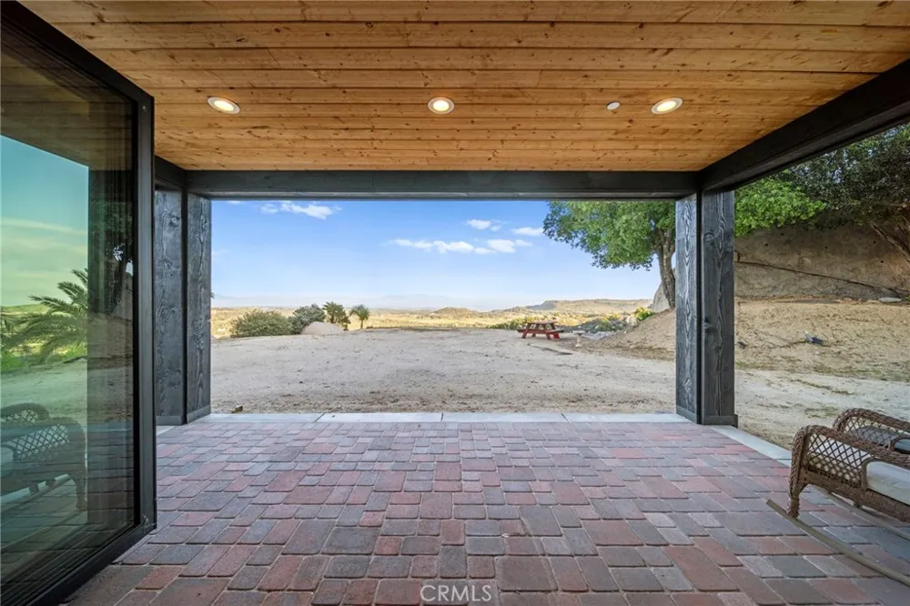 41950 Hacienda Dr Murrieta, CA 92562