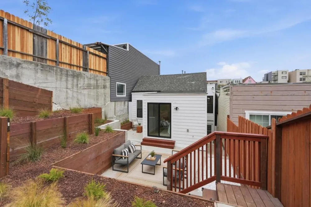 563 23rd Avenue San Francisco, CA 94121