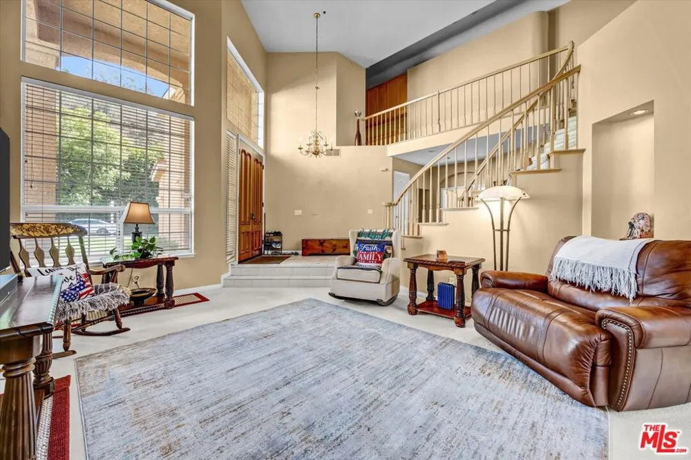 6941 E Pinnacle Pointe Orange, CA 92869