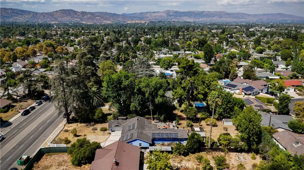 6546 Shoup Avenue West Hills, CA 91307