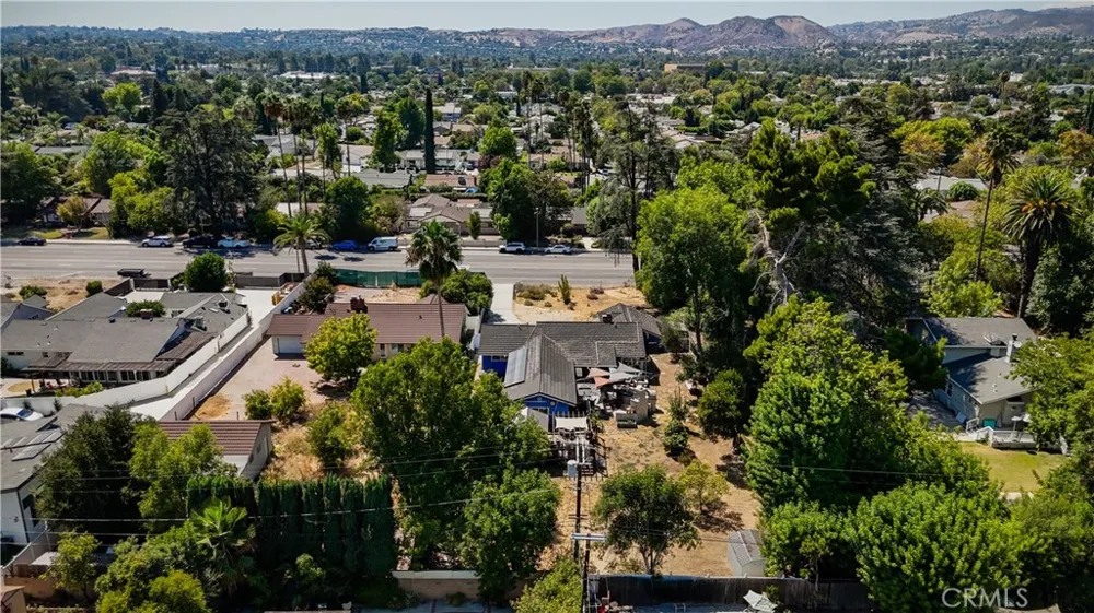 6546 Shoup Avenue West Hills, CA 91307