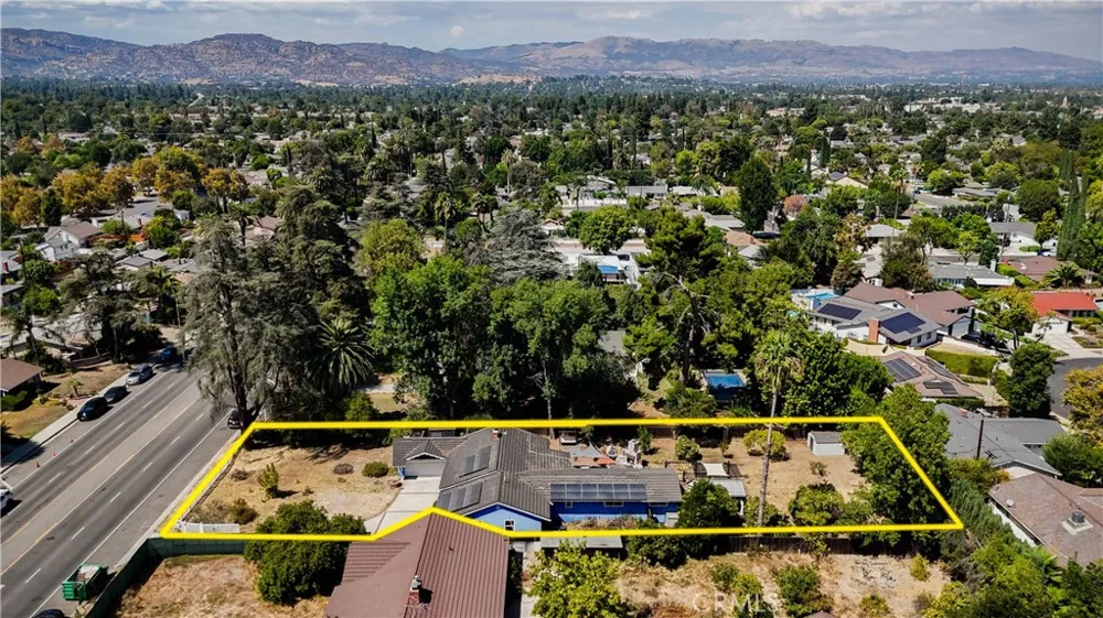 6546 Shoup Avenue West Hills, CA 91307
