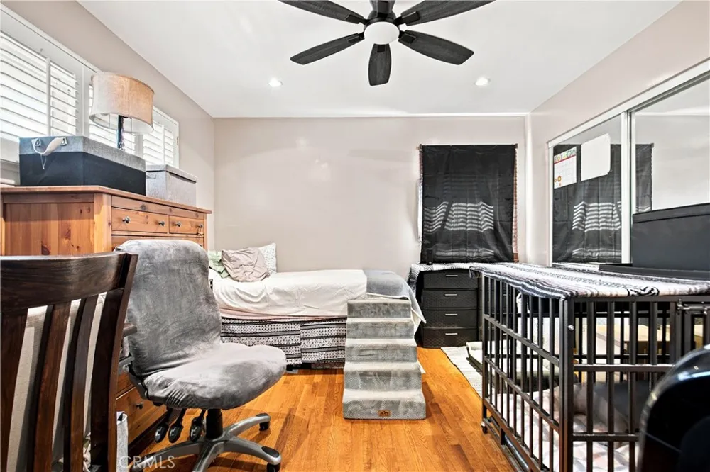 6546 Shoup Avenue West Hills, CA 91307